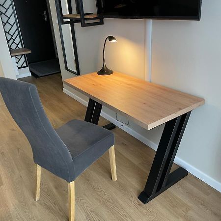 Apartamenty Magia Z Bezplatnym Parkingiem I Klimatyzacja Rzeszów Buitenkant foto