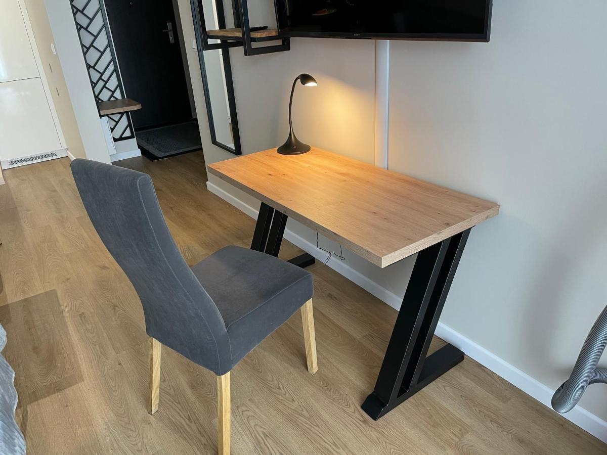 Apartamenty Magia Z Bezplatnym Parkingiem I Klimatyzacja Rzeszów Buitenkant foto