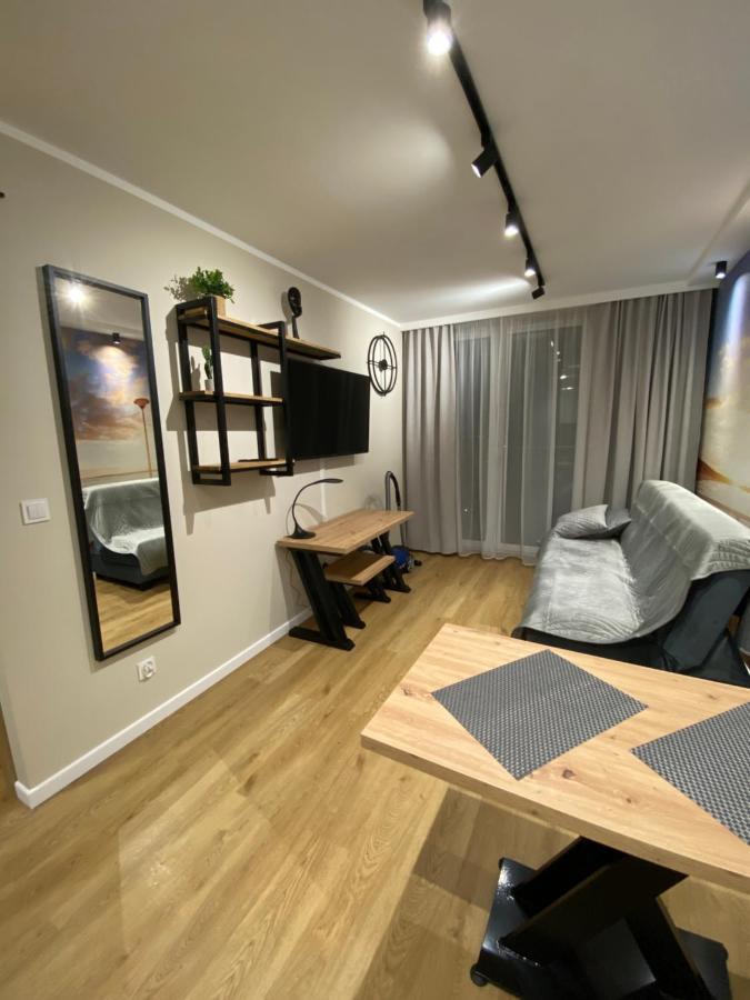 Apartamenty Magia Z Bezplatnym Parkingiem I Klimatyzacja Rzeszów Buitenkant foto