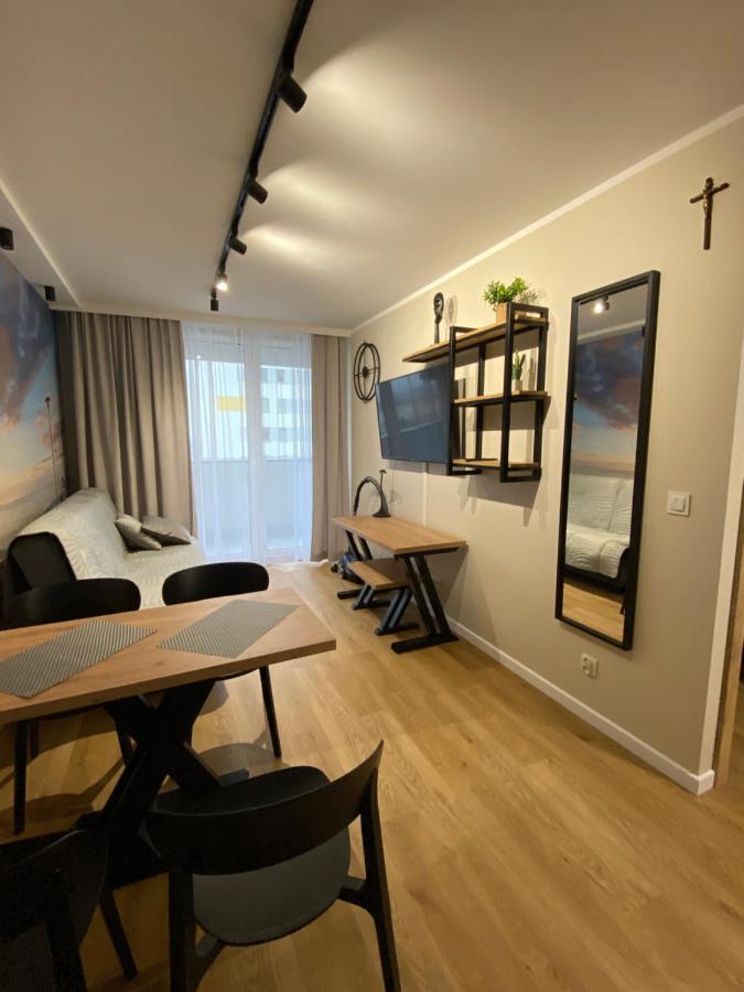 Apartamenty Magia Z Bezplatnym Parkingiem I Klimatyzacja Rzeszów Buitenkant foto